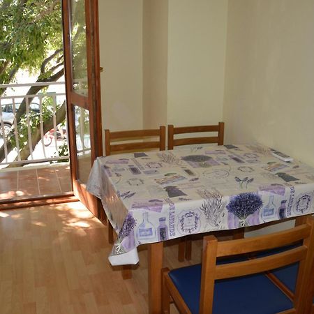 Apartmani Roko Drvenik  Esterno foto