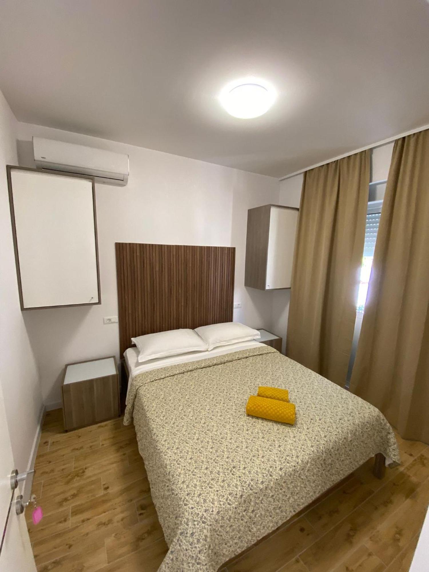 Apartmani Roko Drvenik  Esterno foto