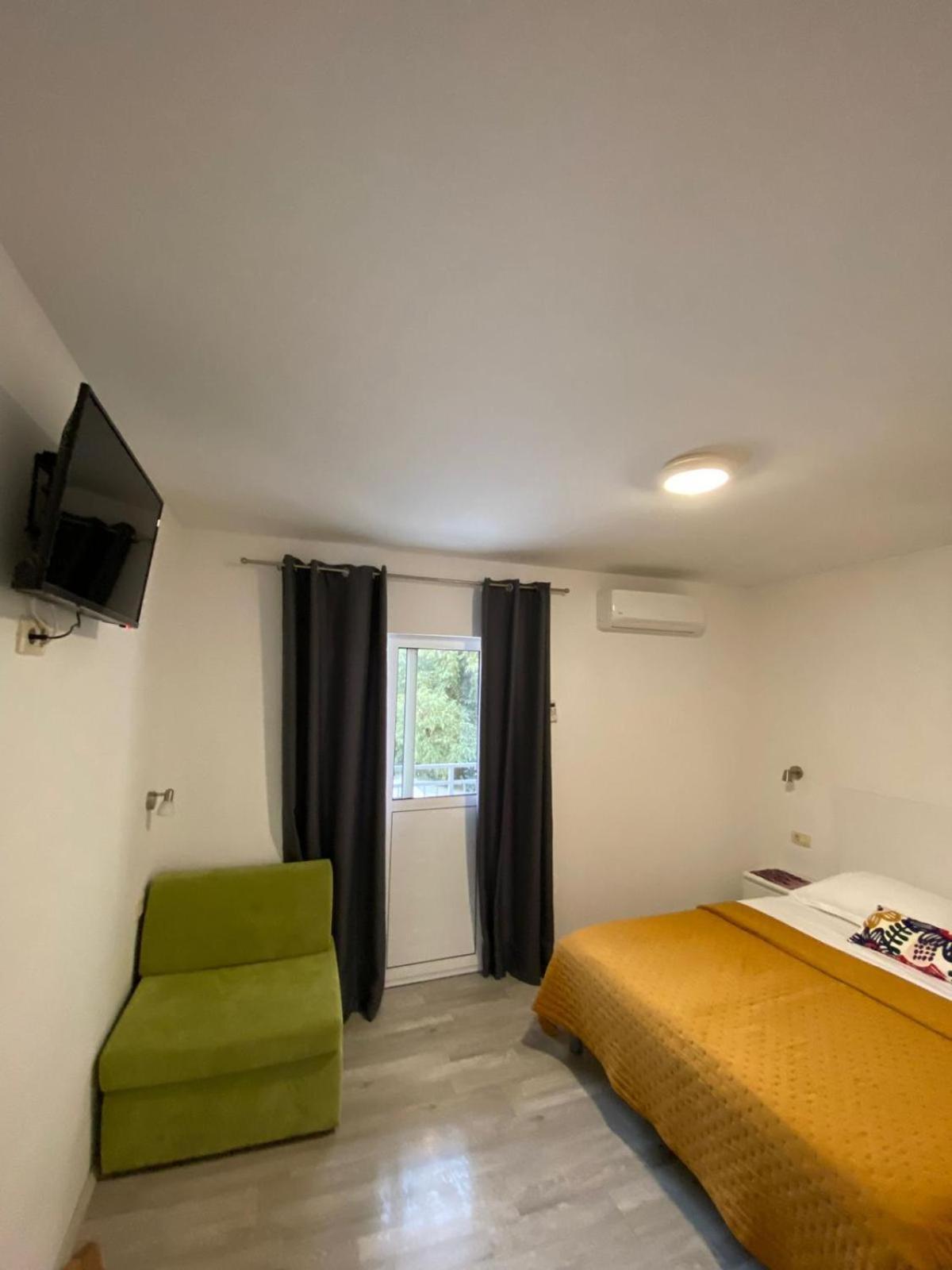 Apartmani Roko Drvenik  Esterno foto