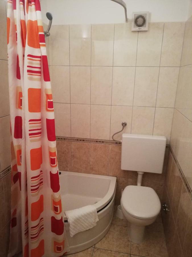 Apartmani Roko Drvenik  Esterno foto