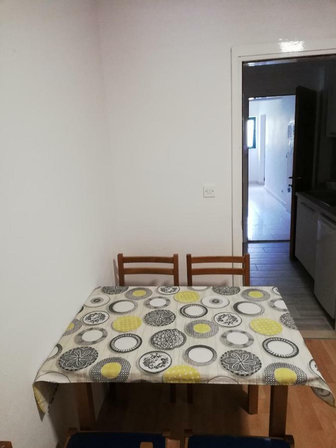 Apartmani Roko Drvenik  Esterno foto
