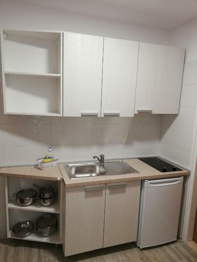 Apartmani Roko Drvenik  Esterno foto